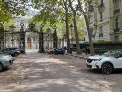 Regina is arriving from vacation