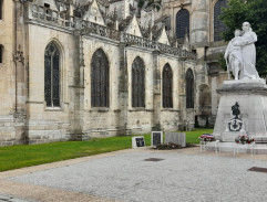 In front of the cathedral