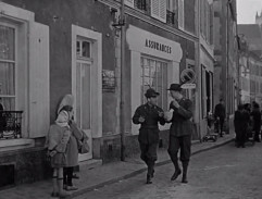 Two Italian soldiers