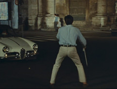 Tom pretends to be blind