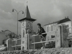 Thérèse waits for Abel