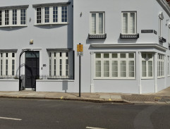 The Girl with the Pistol