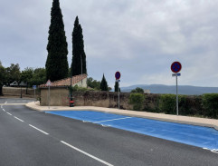 Le gendarme et les gendarmettes
